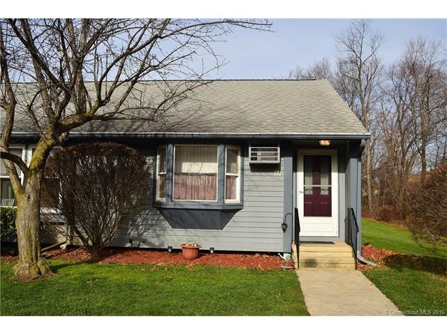 1Abbott Rd #171, Ellington, CT 06029