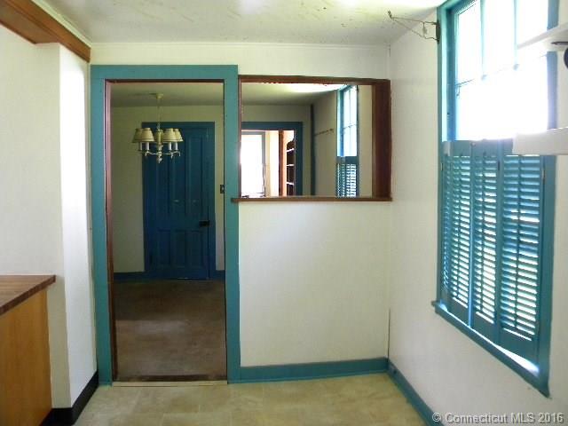 81 Main St, Canaan, CT 06031