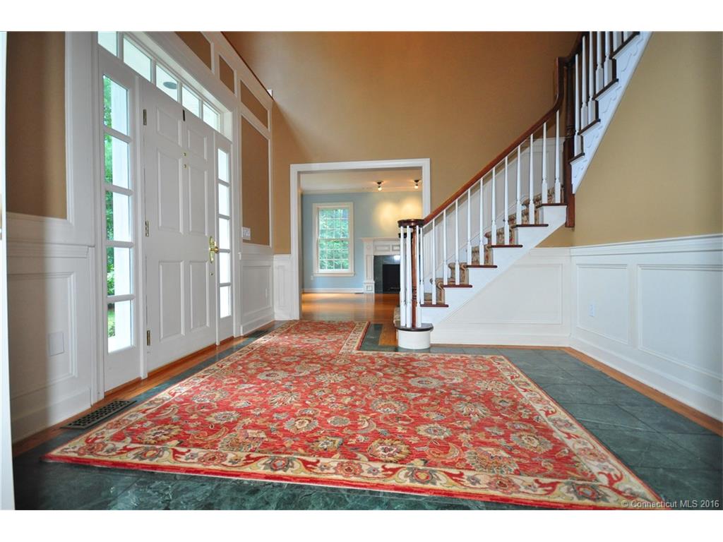 1 Fitzwilliam Park, Farmington, CT 06032