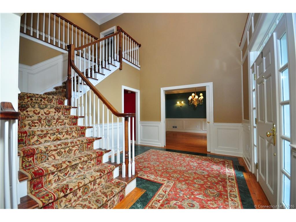 1 Fitzwilliam Park, Farmington, CT 06032
