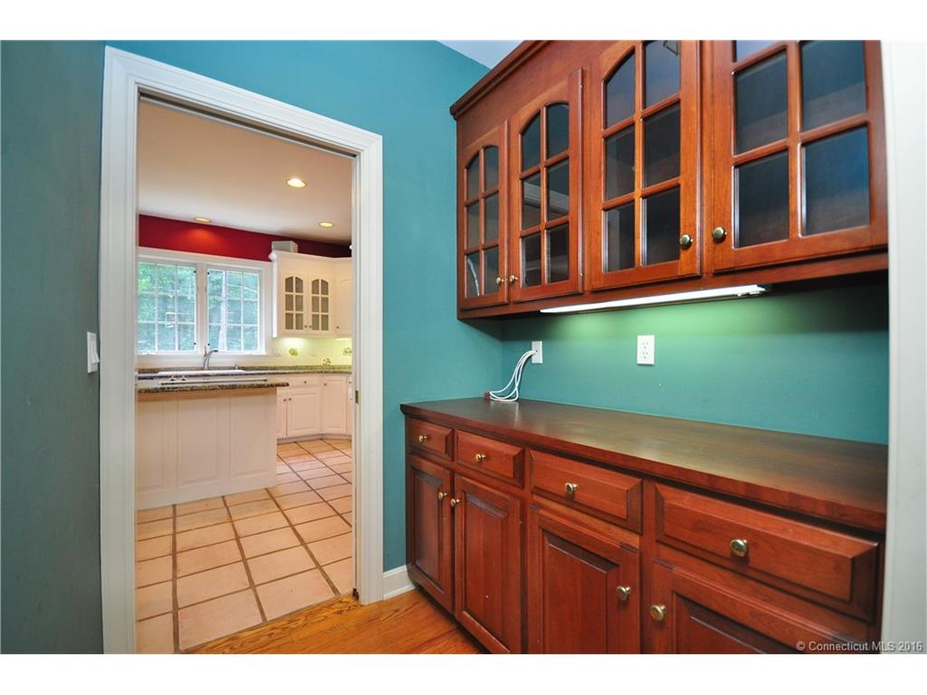 1 Fitzwilliam Park, Farmington, CT 06032