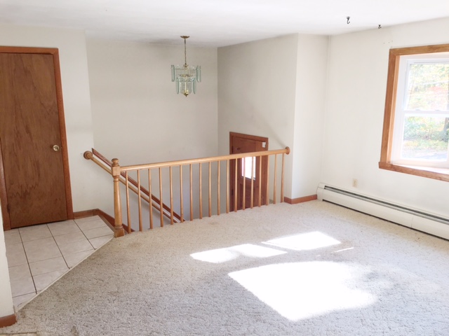 385 Colt Hwy, Farmington, CT 06032