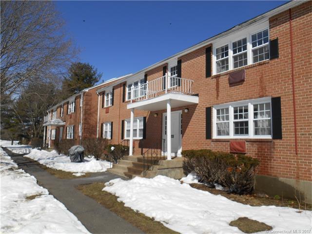 45 Grandview Dr, Farmington, CT 06032
