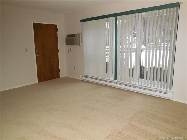 71Wellington Dr #71, Farmington, CT 06032