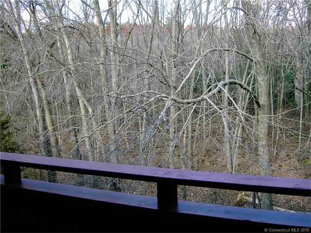 85 Oxbow Dr, Glastonbury, CT 06033