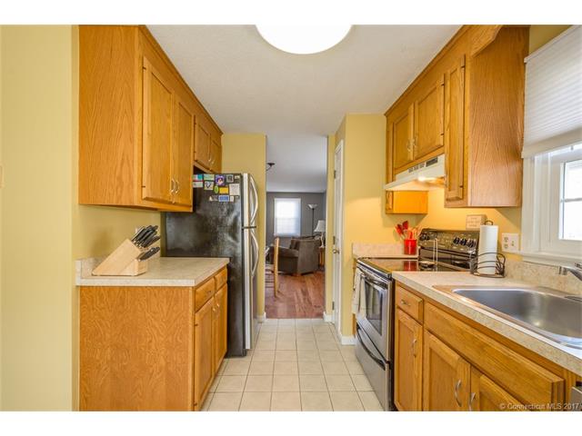 21 Hubbard Run Dr, Glastonbury, CT 06033