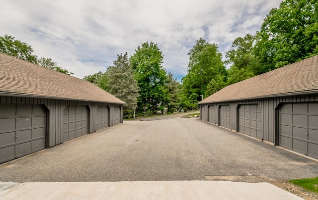 98 Conestoga WayGlastonbury, CT, 06033Hartford County