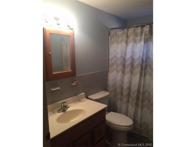 14Pine Hill Rd, Granby, CT 06035
