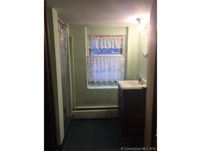 14Pine Hill Rd, Granby, CT 06035