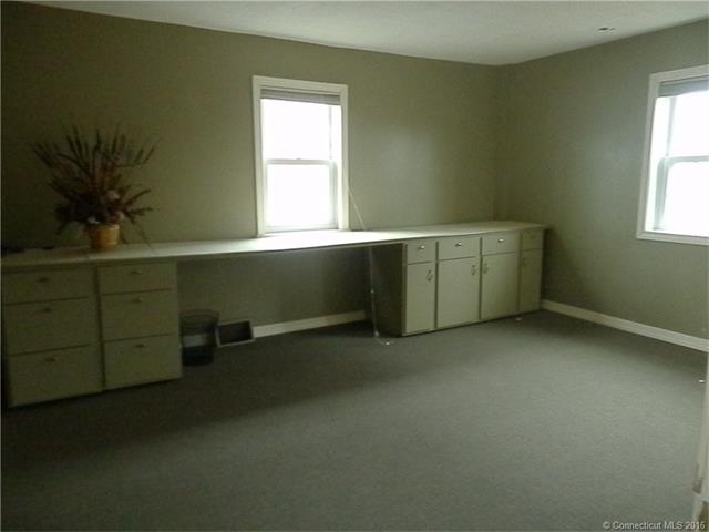3 Ripple Ct, Berlin, CT 06037