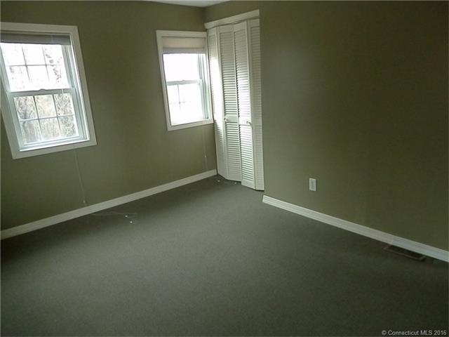 3 Ripple Ct, Berlin, CT 06037