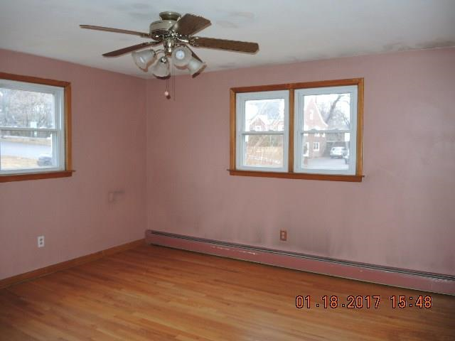 31 Christian Ln, Berlin, CT 06037