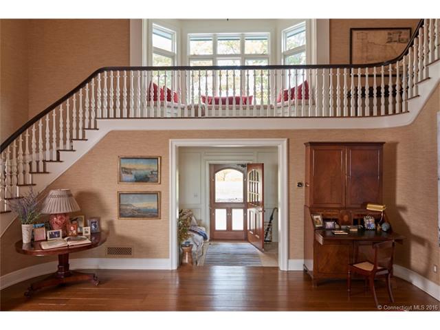 48 Porter St, Salisbury, CT 06039