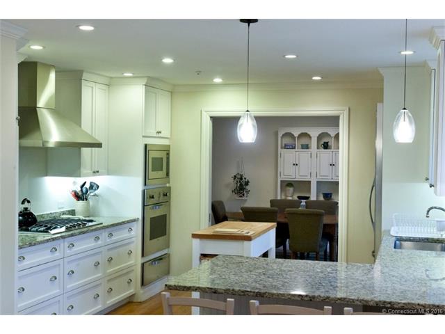 86 Reservoir Road, Salisbury, CT 06039