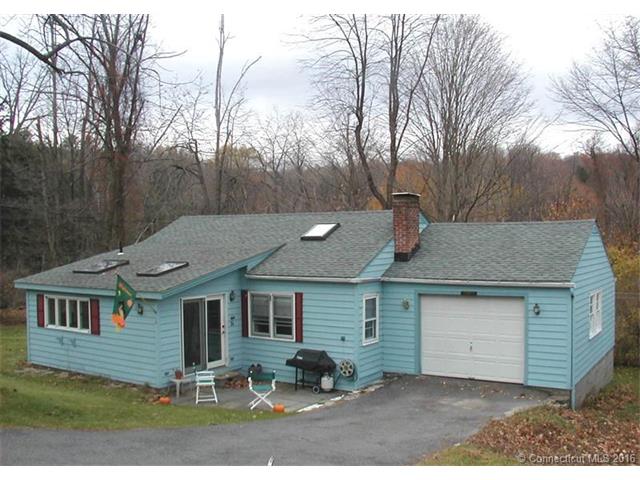14 Meadow St, Salisbury, CT 06039