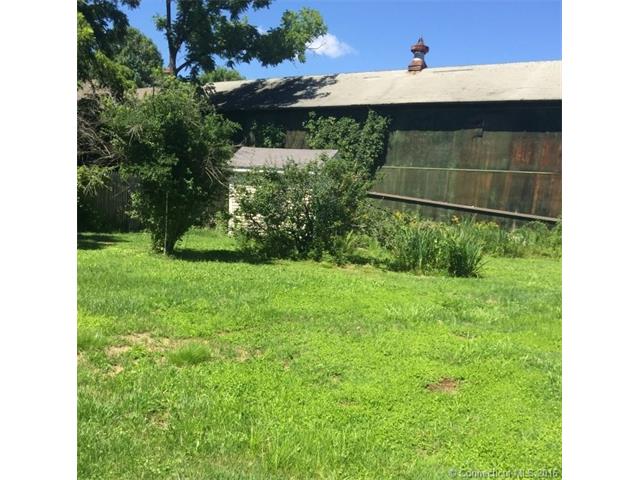 24 Farnum Road, Salisbury, CT 06039