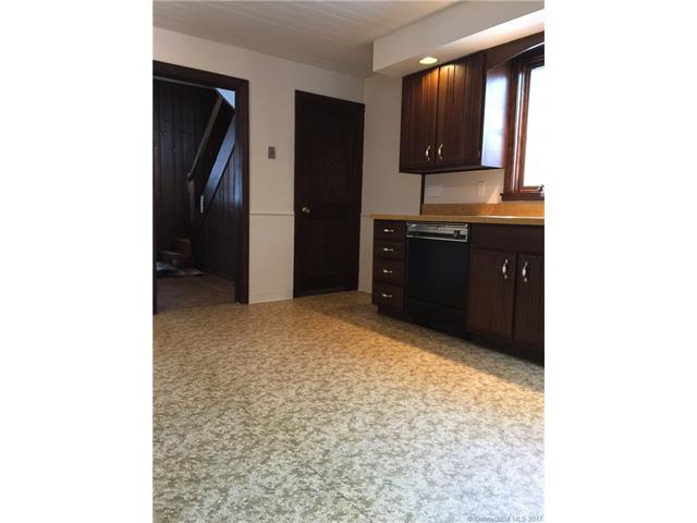437Lime Rock Rd, Salisbury, CT 06039