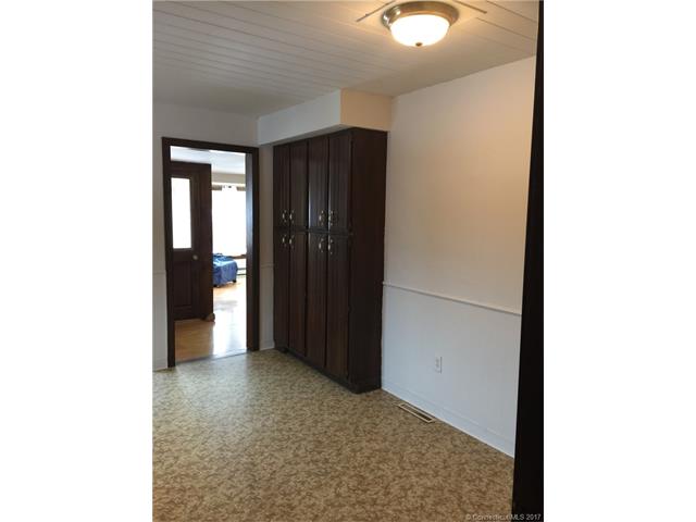 437Lime Rock Rd, Salisbury, CT 06039