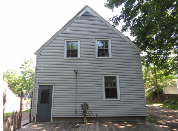 146 High St, Manchester, CT 06040