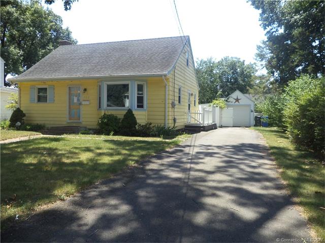 722 Center St, Manchester, CT 06040