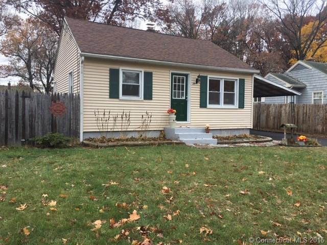 122 Deepwood Dr, Manchester, CT 06040