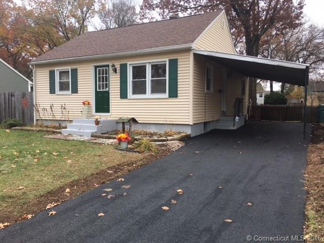 122 Deepwood Dr, Manchester, CT 06040