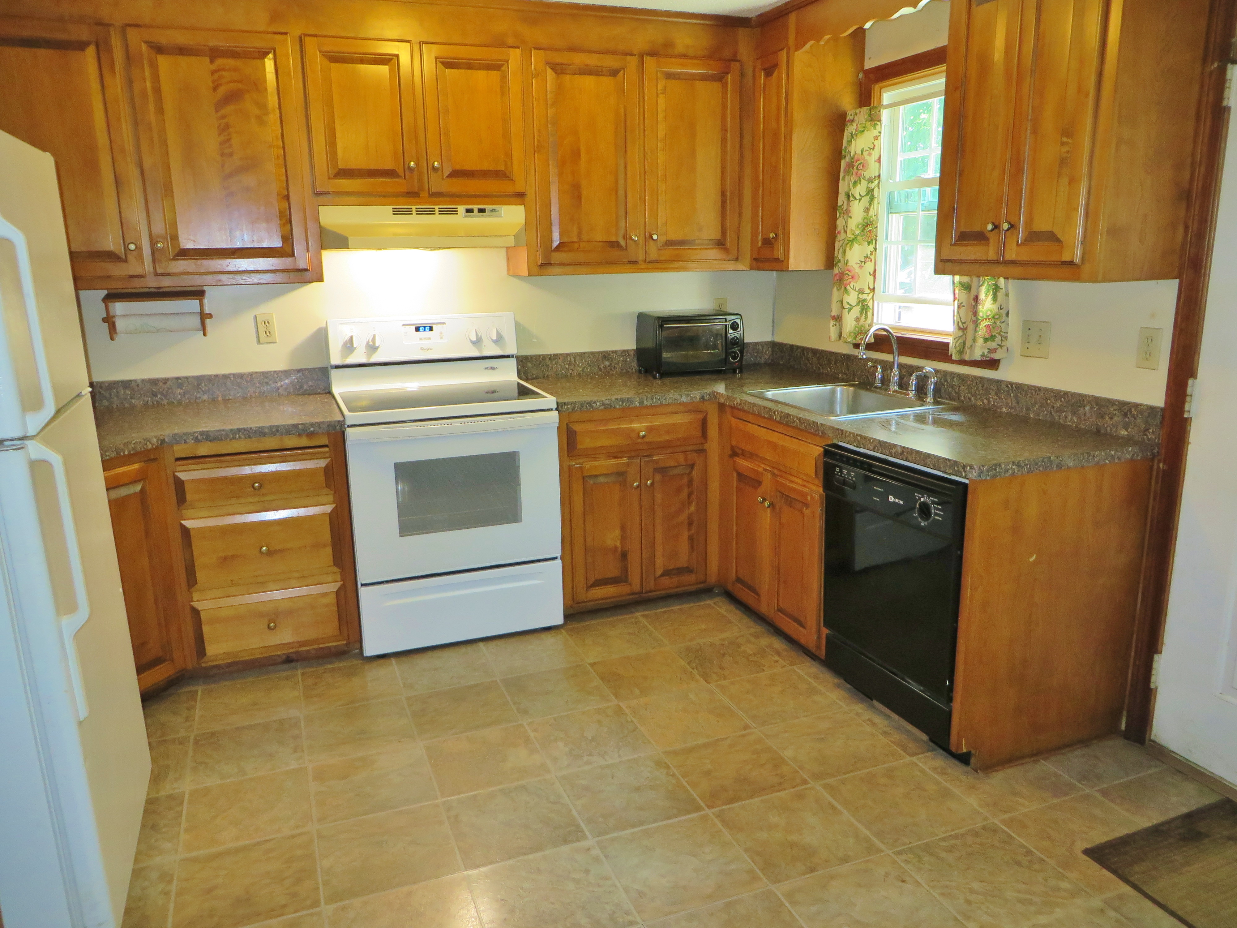 63 Summit Street, Manchester, CT 06040