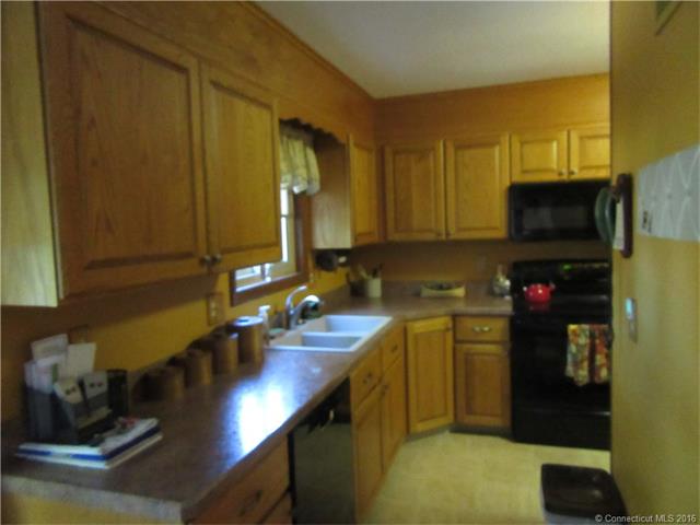 588 East Center St., Manchester, CT 06040