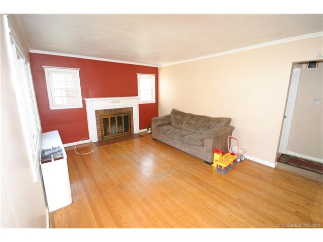 754 Center St, Manchester, CT 06040