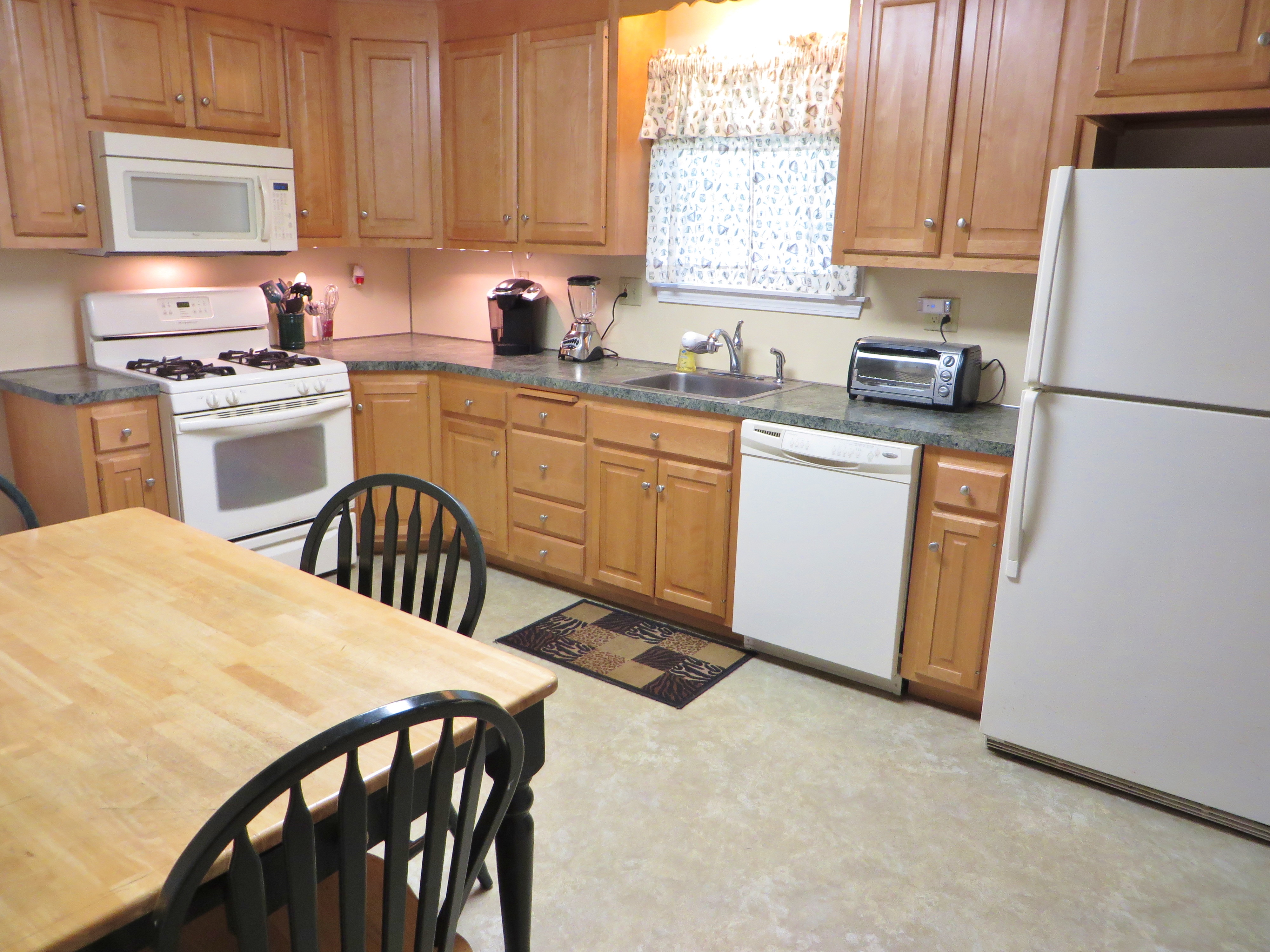 38 Philip Road, Manchester, CT 06040