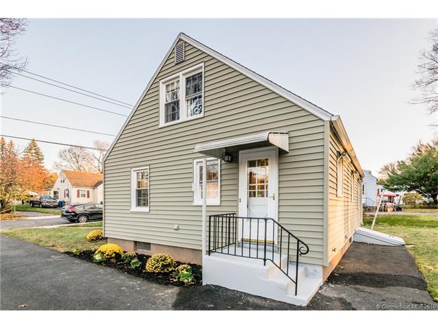 142 Walker St, Manchester, CT 06040