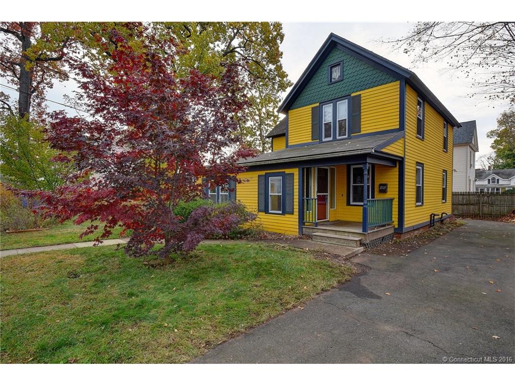 46 Walnut St, Manchester, CT 06040