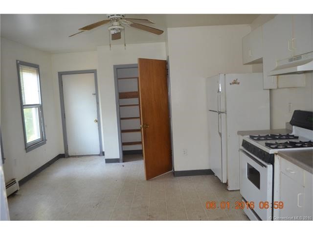 107Spruce St, Manchester, CT 06040