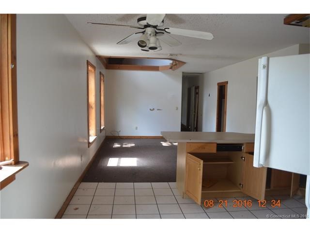 107Spruce St, Manchester, CT 06040