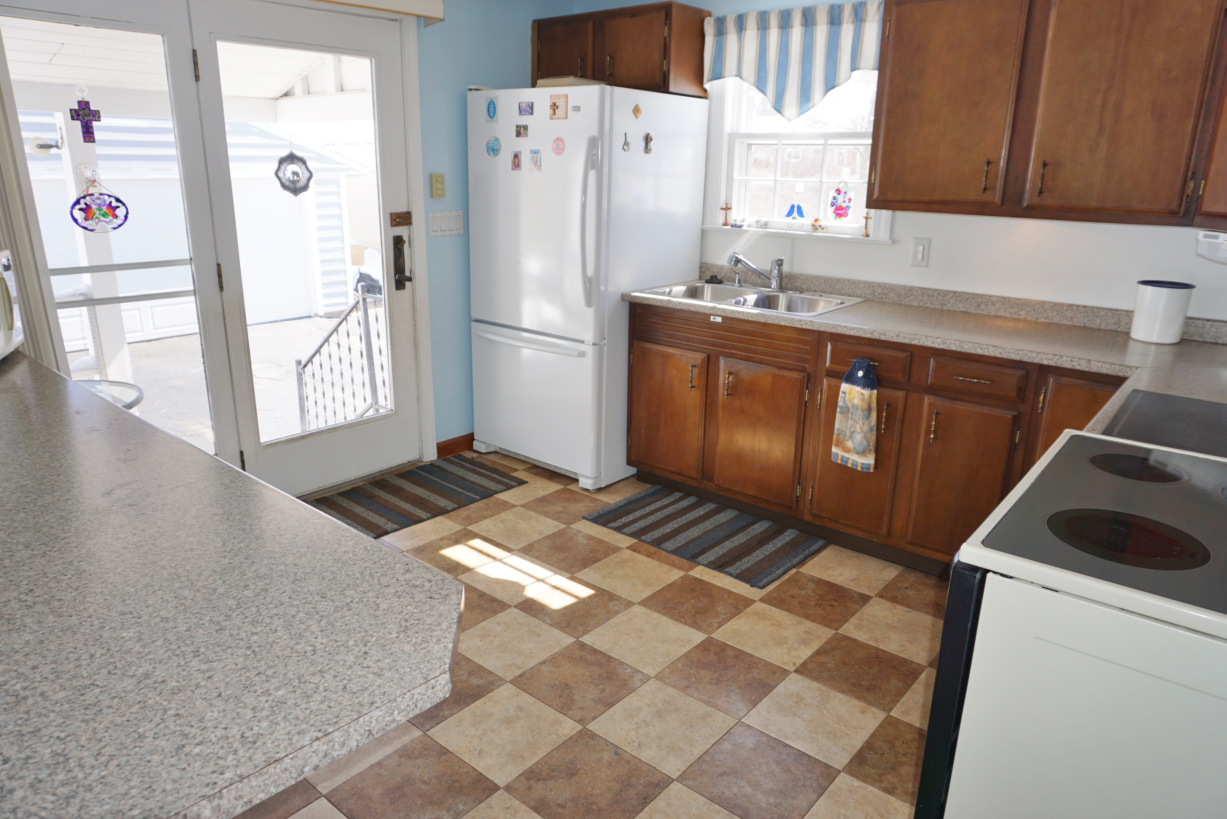 35 Victoria Rd, Manchester, CT 06040