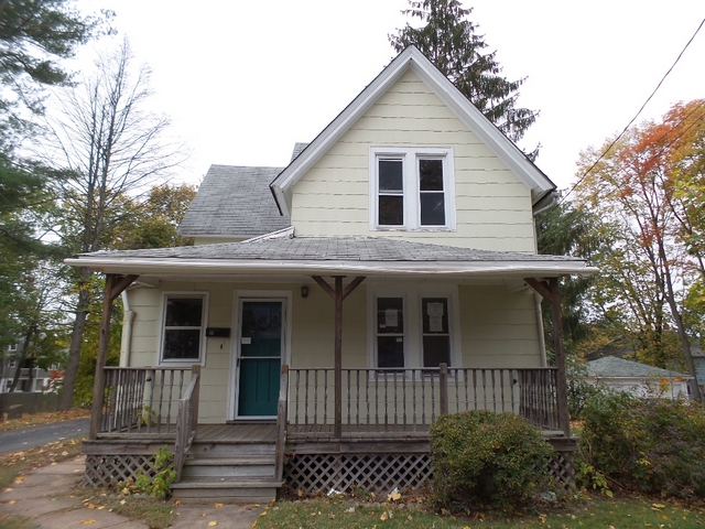 46 Norman StManchester, CT, 06040Hartford County