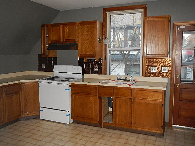 79-81 High St02Manchester, CT, 06040Hartford County
