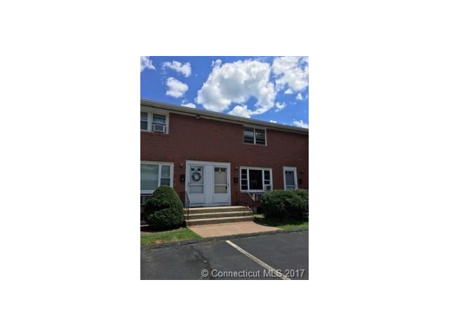 468 Woodbridge St, Manchester, CT 06042