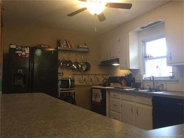 172Hawthorne St, Manchester, CT 06042