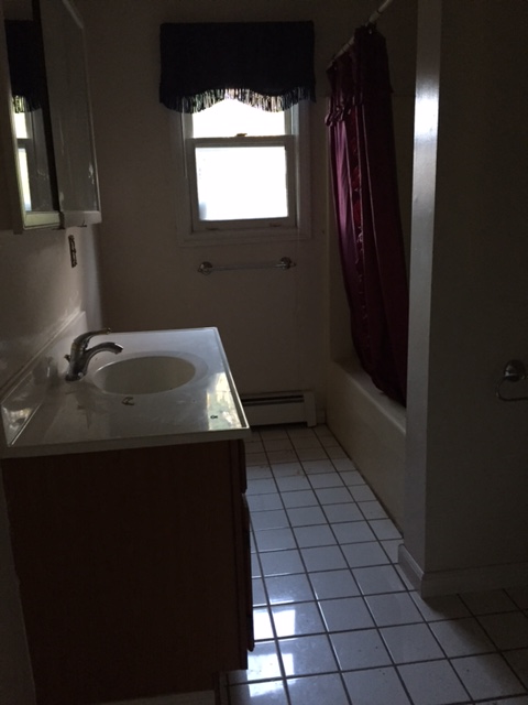 76 Karen Dr, Manchester, CT 06042