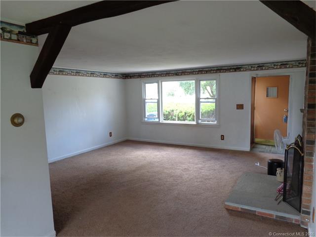 19 Denver Rd, Manchester, CT 06042