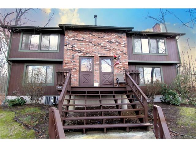 82 Cliffside Dr, Manchester, CT 06042