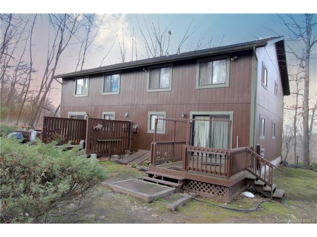 82 Cliffside Dr, Manchester, CT 06042