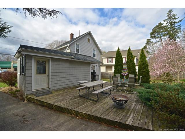 307 Woodbridge St, Manchester, CT 06042