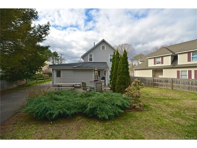 307 Woodbridge St, Manchester, CT 06042