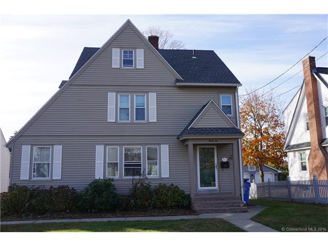 32 Strong St, Manchester, CT 06042