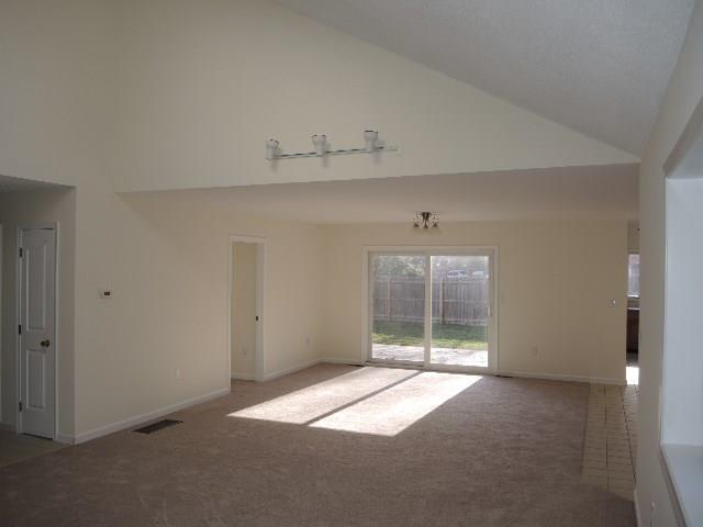 190E Main St, Manchester, CT 06042