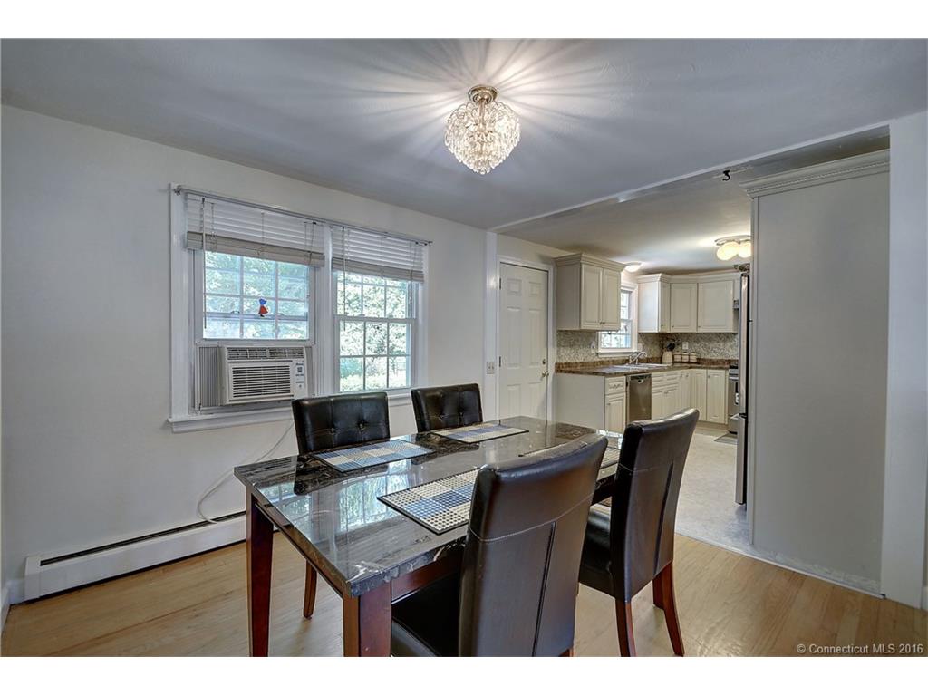 26 Croft Dr, Manchester, CT 06042