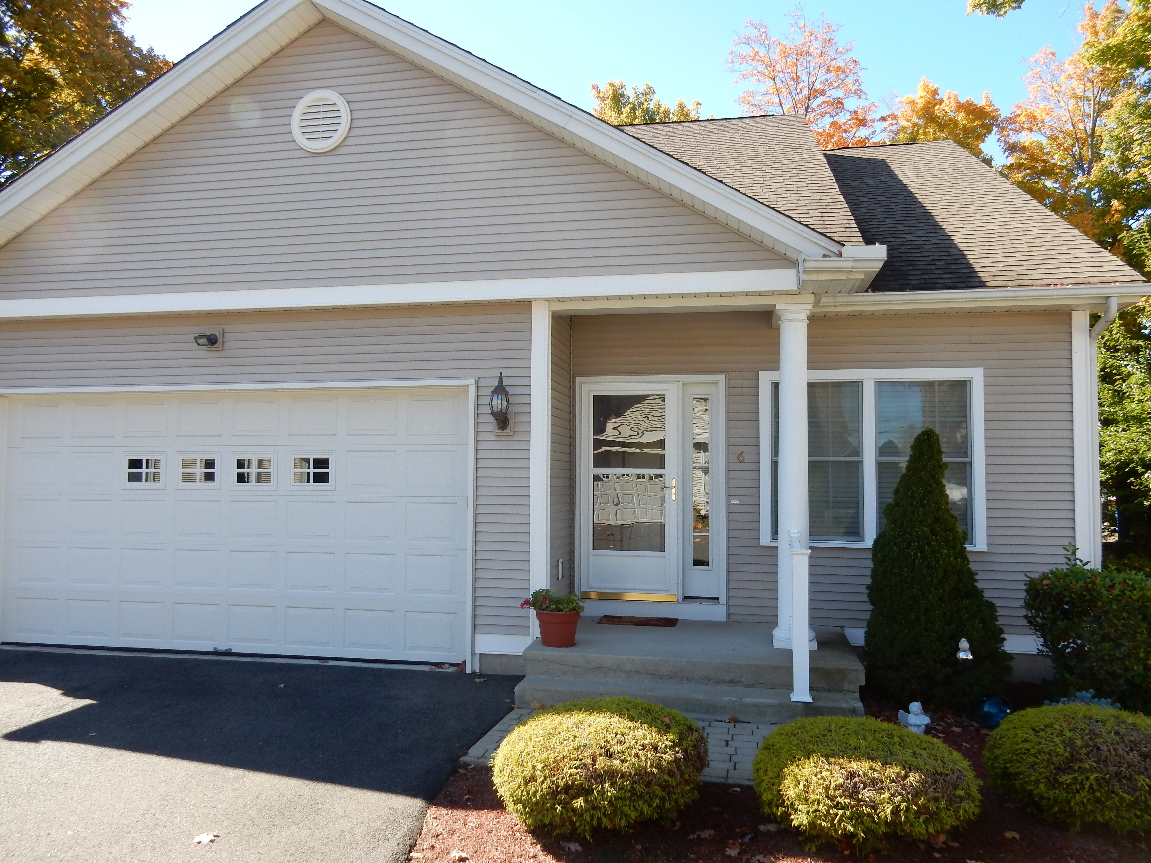 6 Kristyn Circle #6, Manchester, CT 06042
