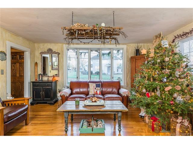 193 Woodbridge St, Manchester, CT 06042
